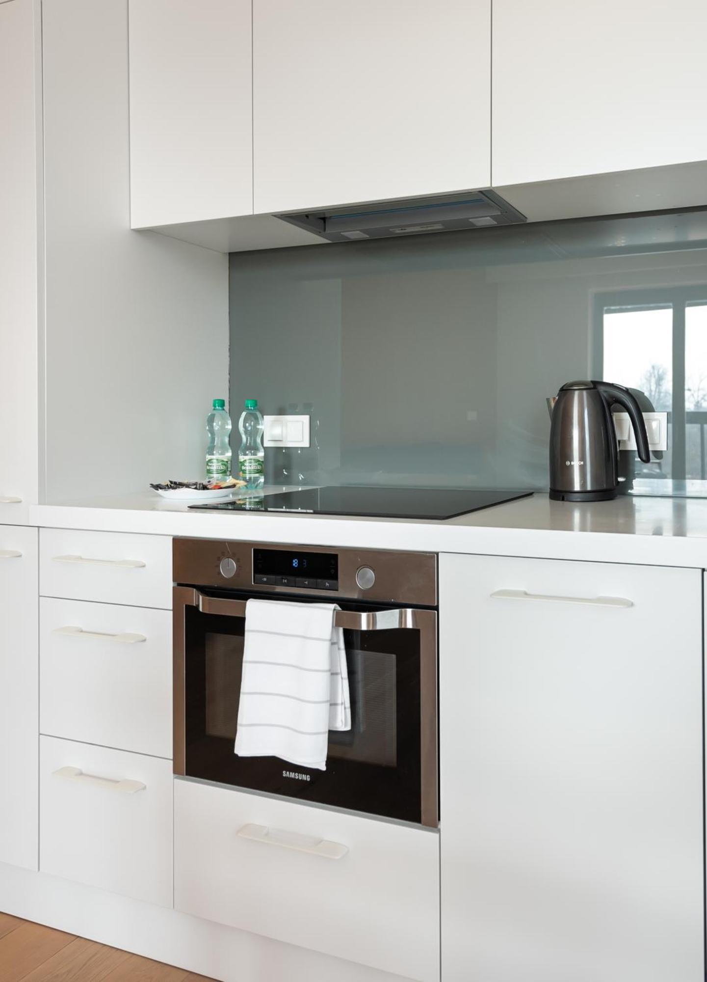 Solec Cristal Home Apartment وارسو المظهر الخارجي الصورة